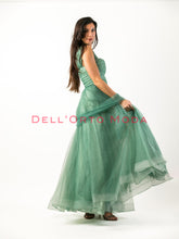 Carica l'immagine nel visualizzatore di Gallery, Abito tulle e glitter
