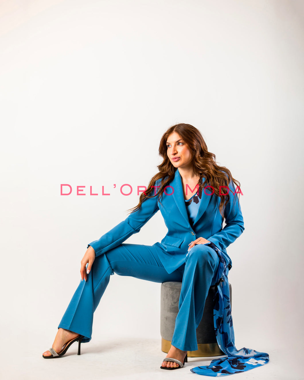 Completo giacca e pantalone carta da zucchero
