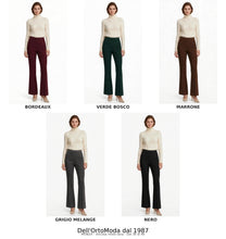 Carica l'immagine nel visualizzatore di Gallery, Pantalone zampa misto lana
